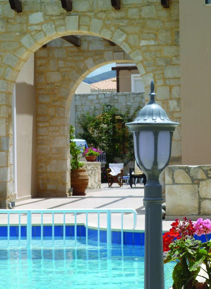 Azure Beach Kíssamos Dış mekan fotoğraf