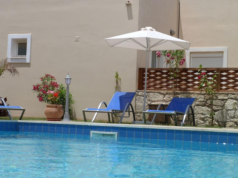 Azure Beach Kíssamos Dış mekan fotoğraf