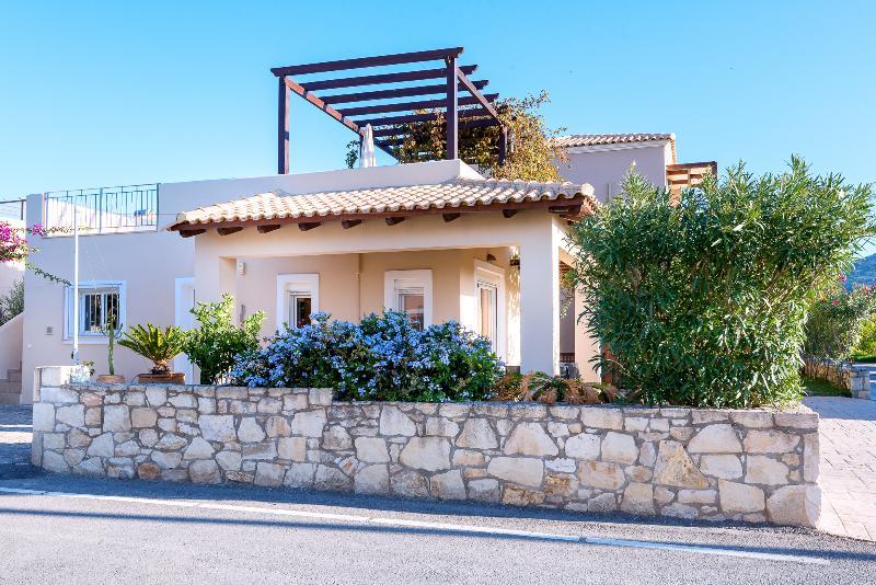Azure Beach Kíssamos Dış mekan fotoğraf